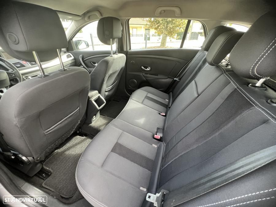 Renault Mégane Sport Tourer 1.5 dCi Dynamique S - 18
