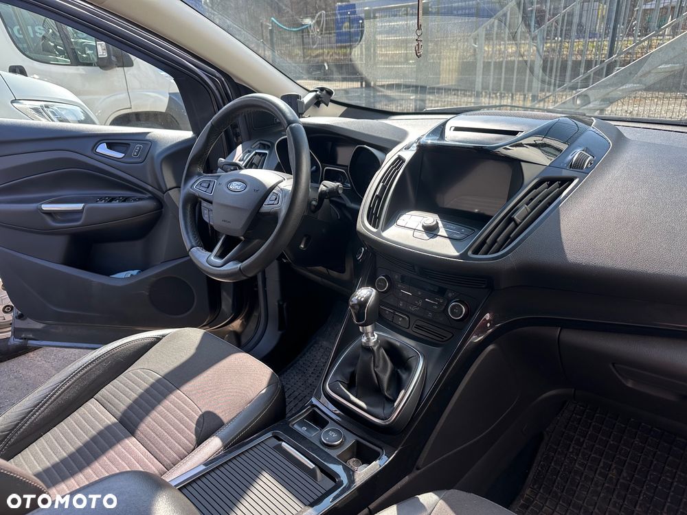 Ford Kuga 2.0 TDCi AWD Trend - 17