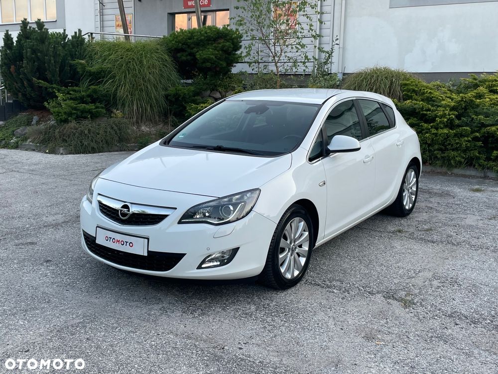 Opel Astra 1.4 Turbo Exklusiv - 34