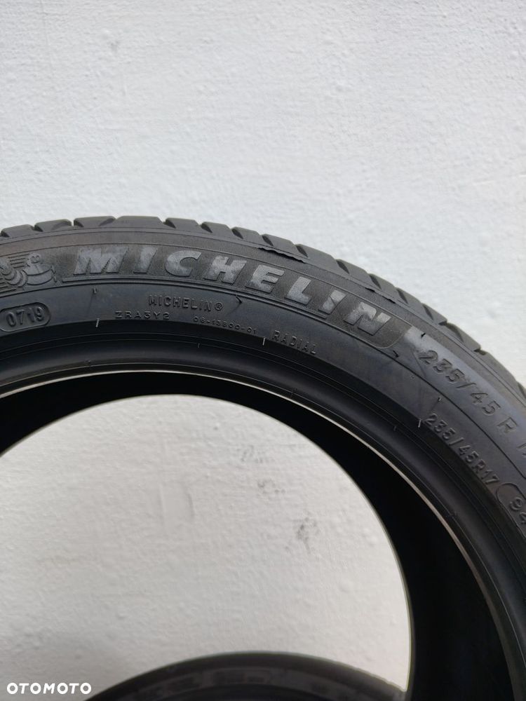 OPONY 235/45/17 235/45R17 94Y MICHELIN PRIMACY 4 - 5