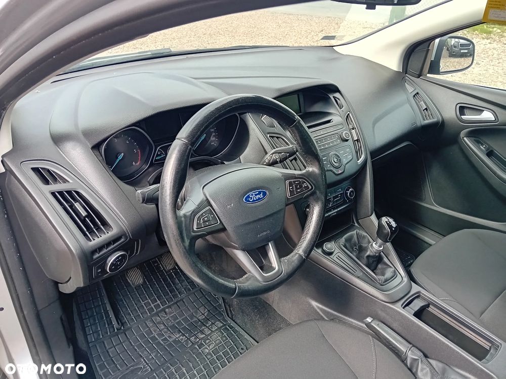 Ford Focus - 15