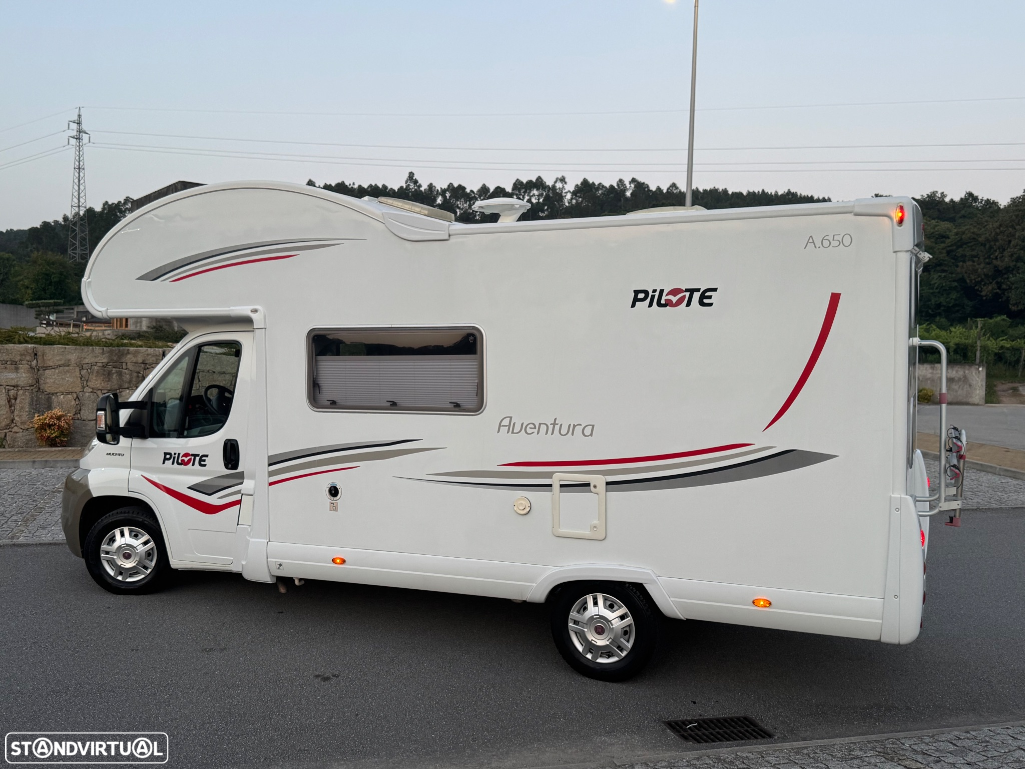 Pilote Aventura A650 6.47M, 6 lugares - 3