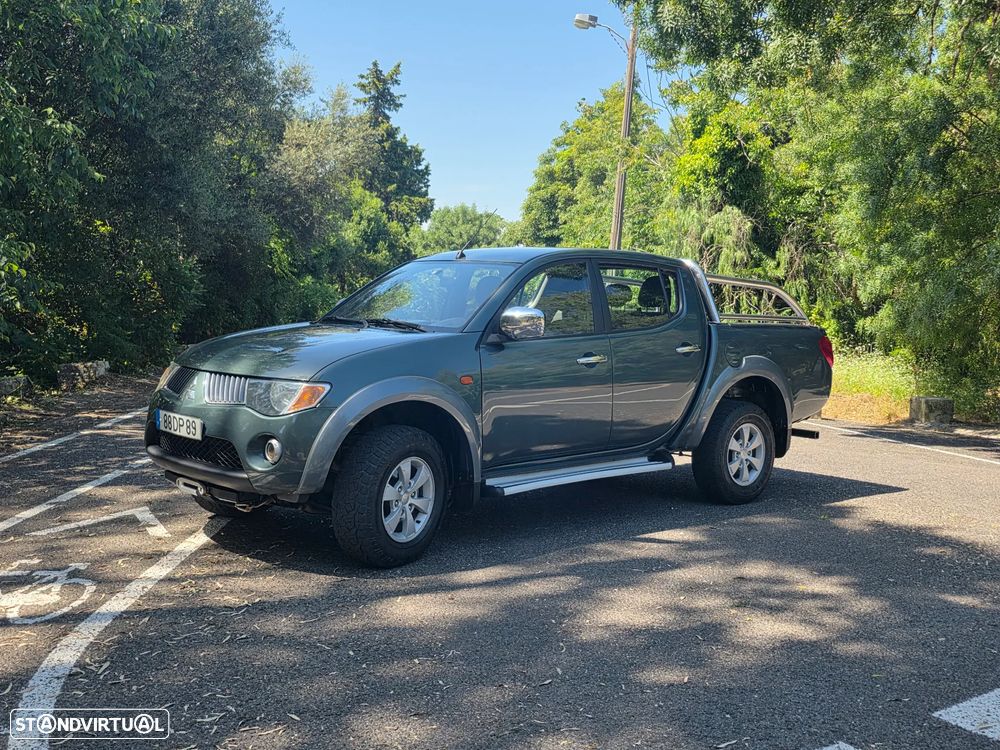 Mitsubishi L200 2.5 DI-D CD Invite AC+ABS - 1