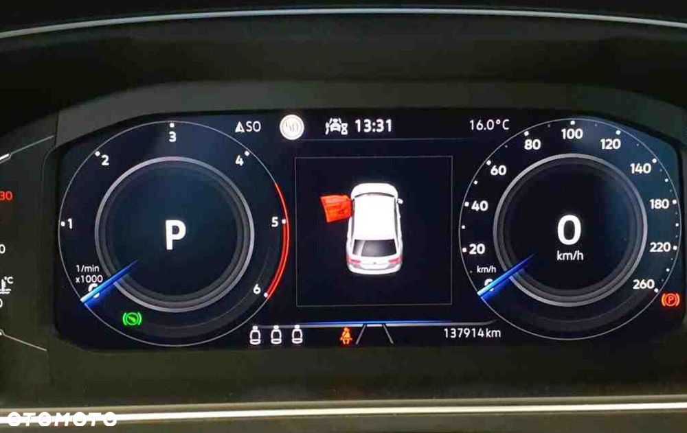Volkswagen Tiguan - 8