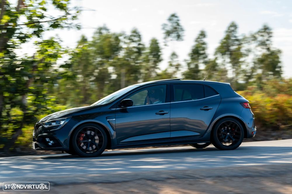 Renault Mégane TCe 300 GPF R.S. TROPHY - 41