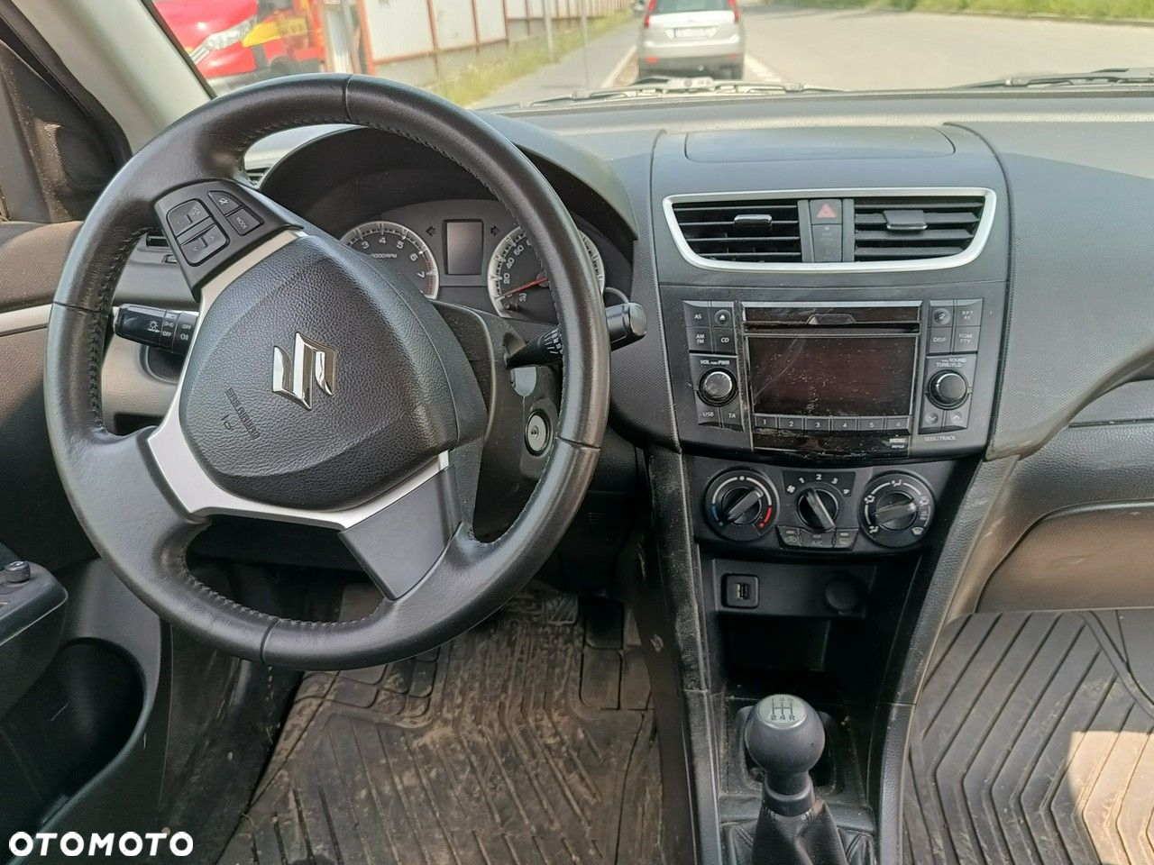 Suzuki Swift - 13