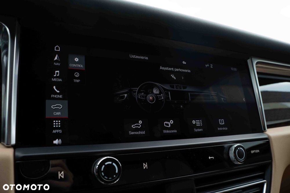 Porsche Macan Standard - 36