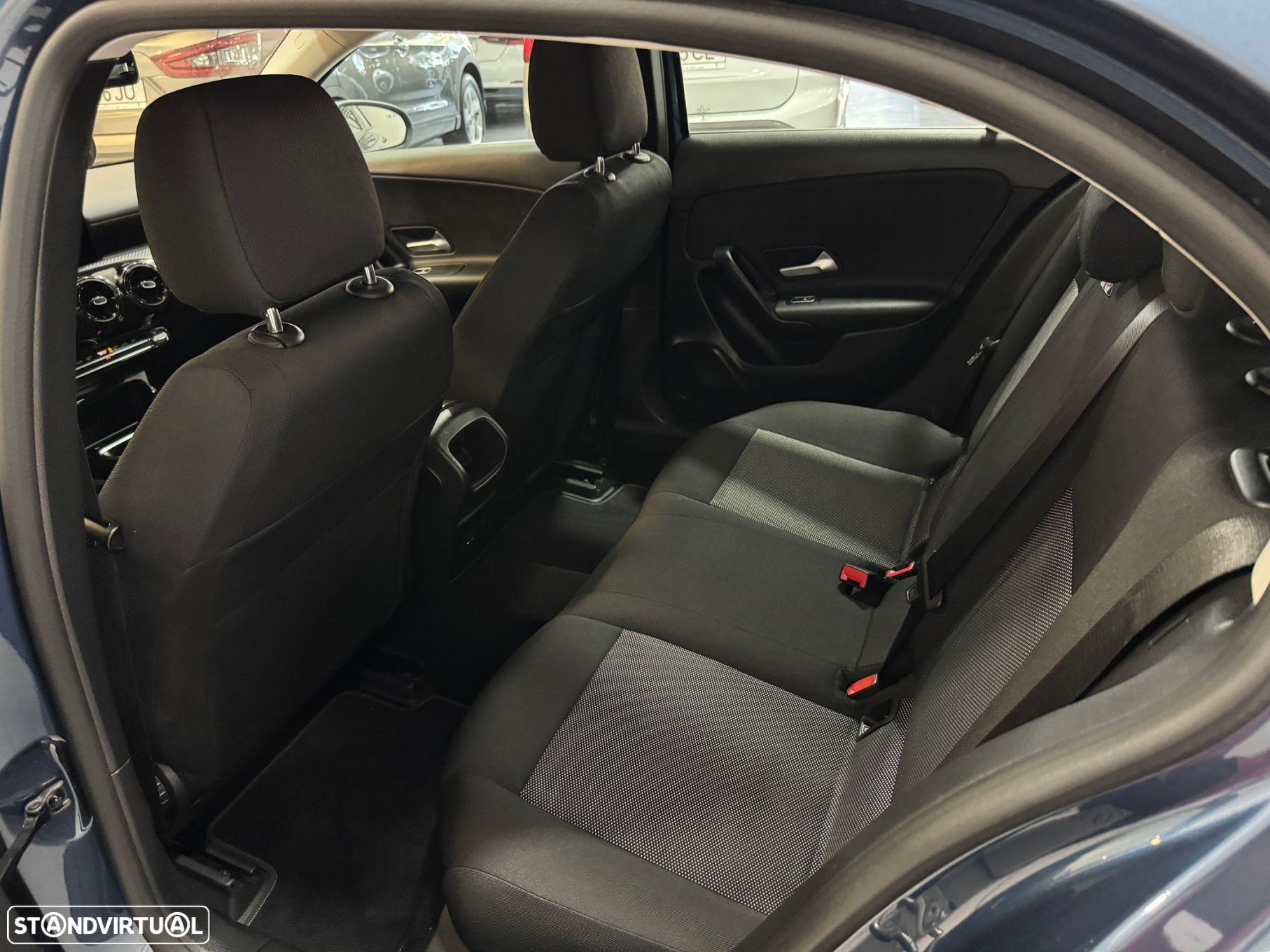 Mercedes-Benz A 180 d Business Solutions - 42