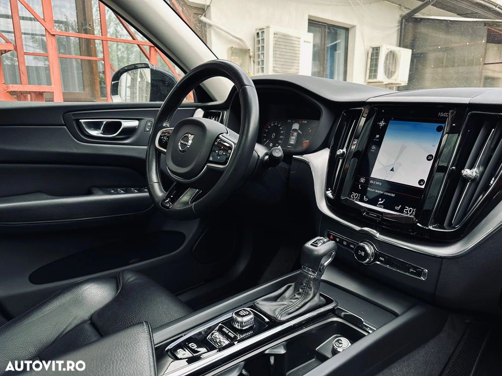 Volvo XC 60 D4 Geartronic Momentum - 16