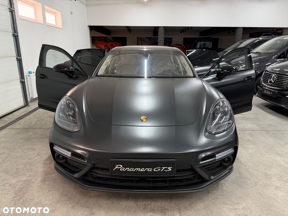 Porsche Panamera Turbo - 4