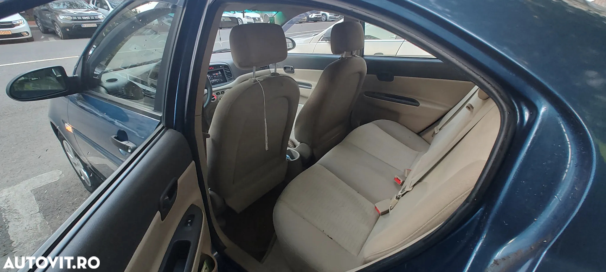 Hyundai Accent MC 1.5 CRDI GL FULL - 9