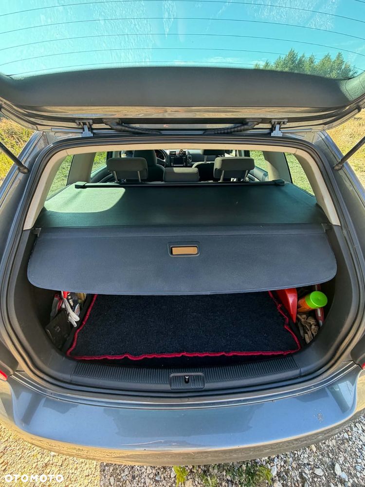Volkswagen Golf 2.0 TDI DPF Sportline - 12