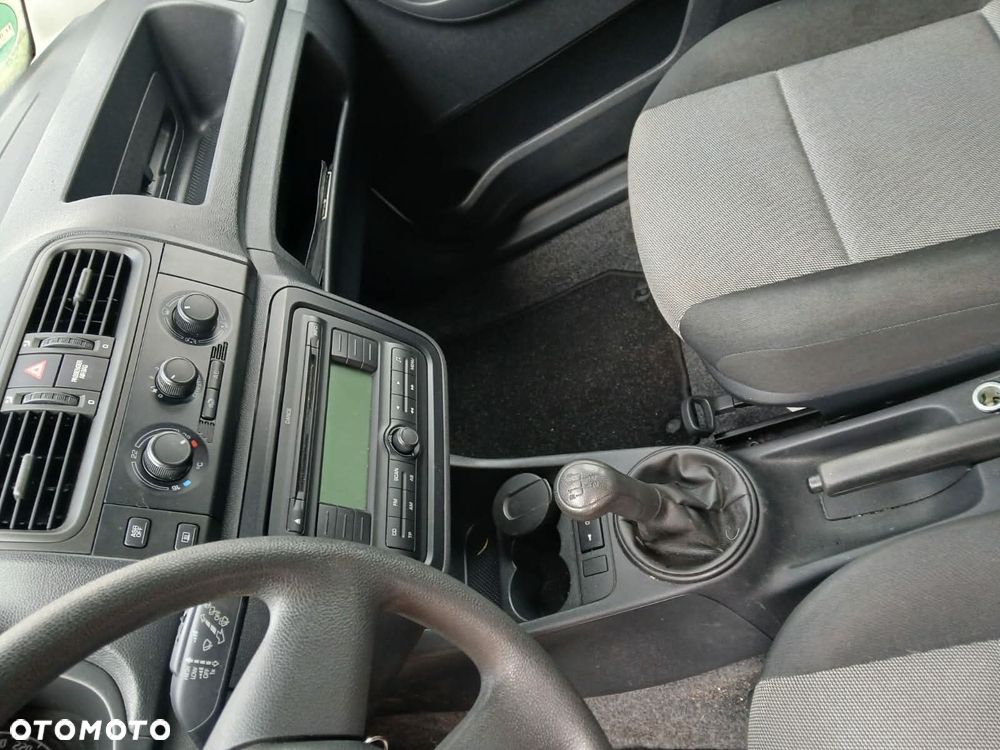 Skoda Fabia - 10