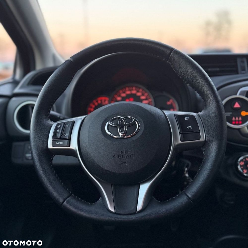 Toyota Yaris - 26