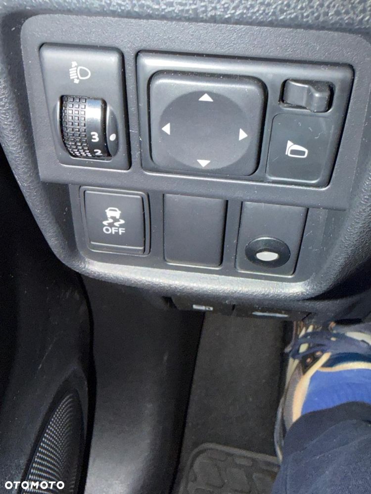 Nissan Juke 1.6 Visia S&S - 17