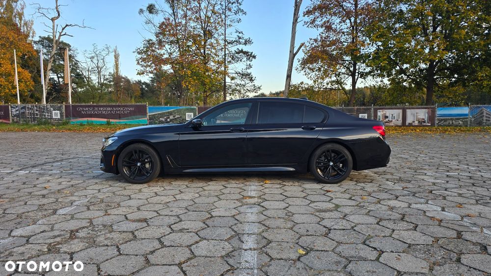 BMW Seria 7 740Li xDrive - 8