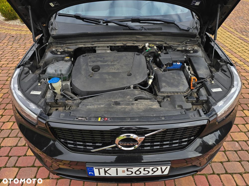 Volvo XC 40 B4 Ultra Black Edition - 30