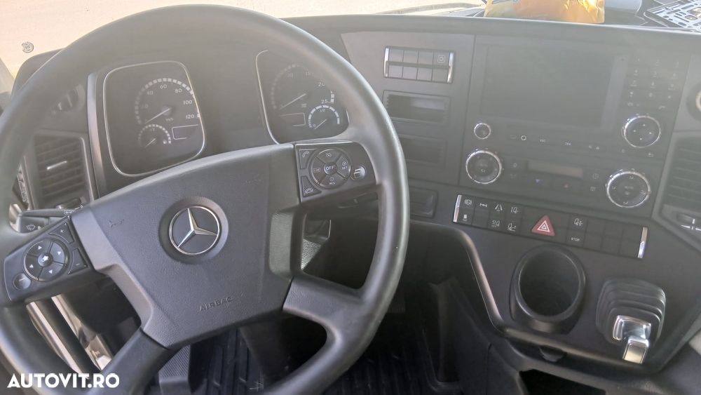 Mercedes-Benz Actros - 6
