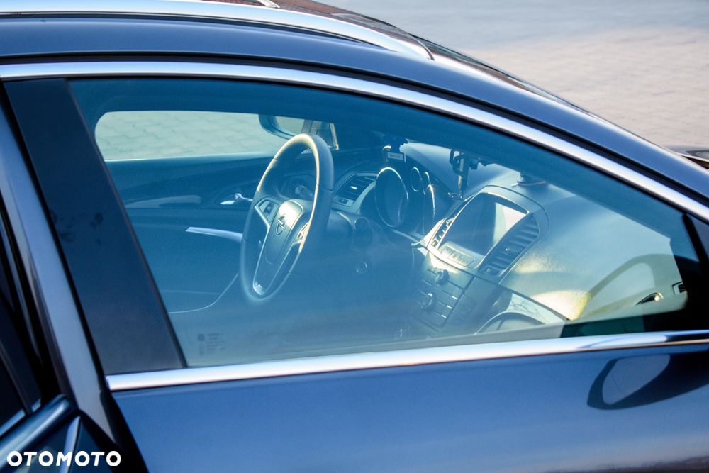 Opel Insignia - 8