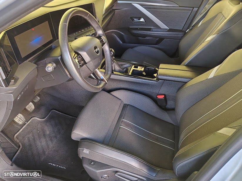 Opel Astra Sports Tourer 1.2 T GS — fotografia 7