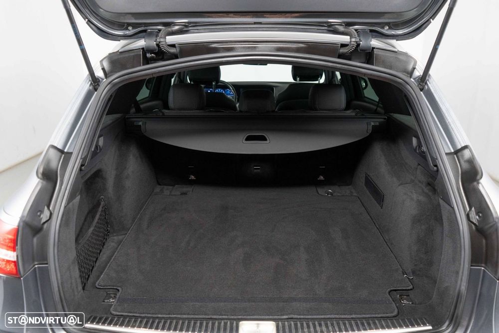 Mercedes-Benz E 220 d 4Matic All-Terrain - 20