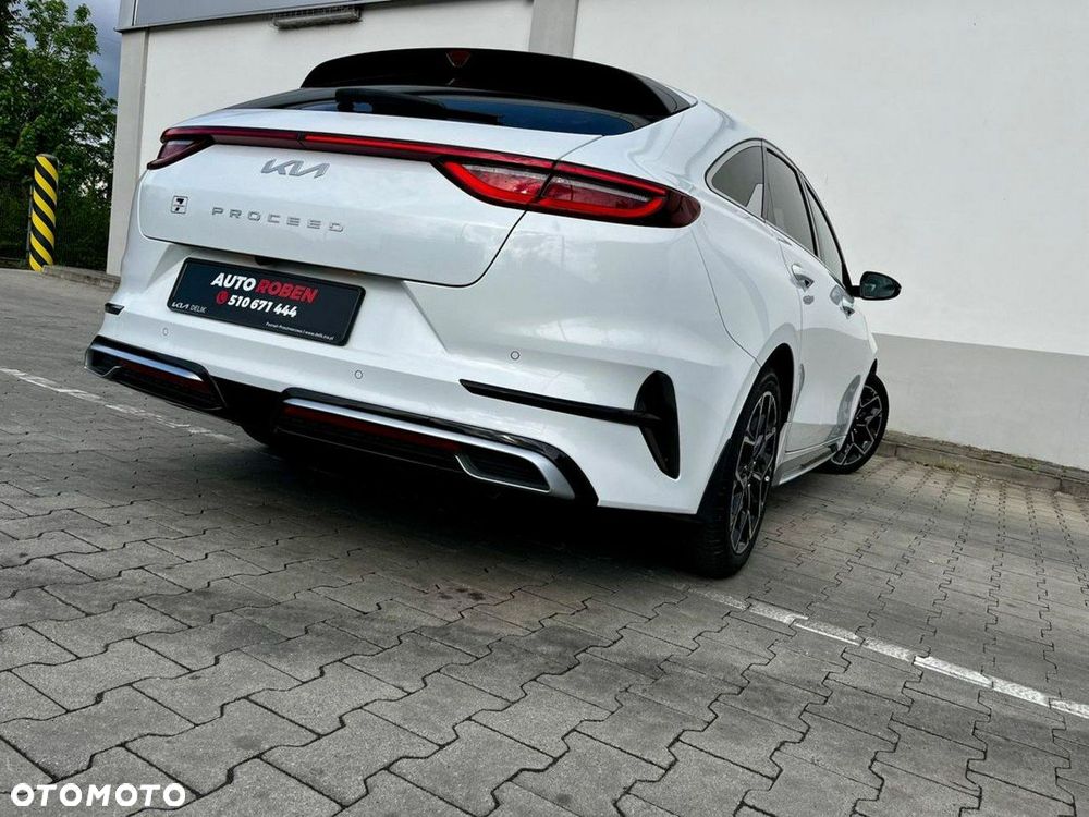 Kia ProCeed - 35