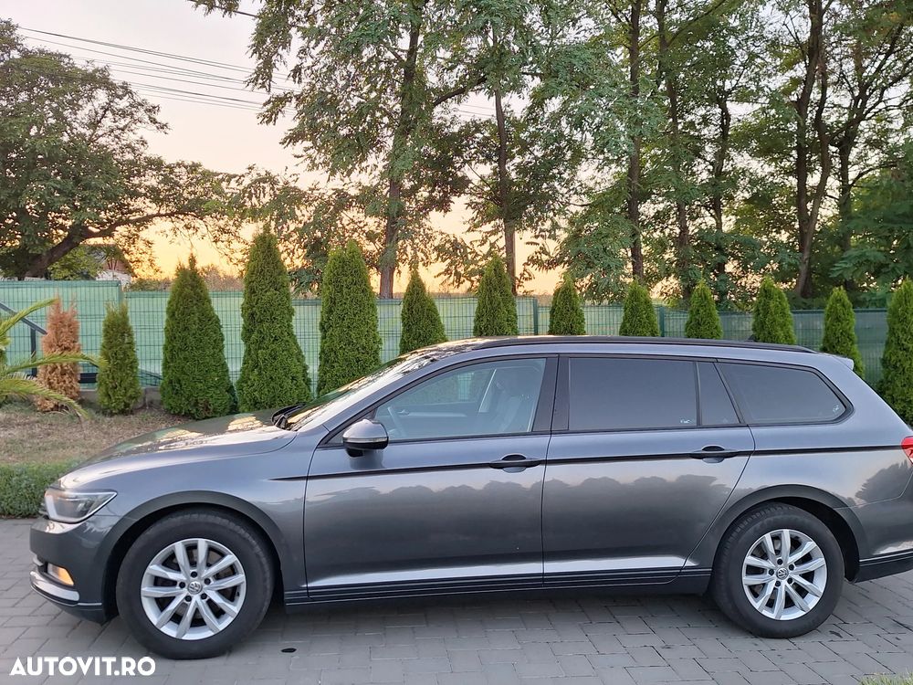 Volkswagen Passat 1.6 TDI Comfortline - 3