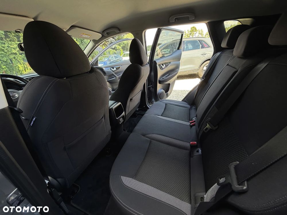 Nissan Qashqai 1.3 DIG-T N-Connecta DCT - 20