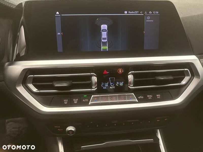 BMW Seria 3 318i - 15
