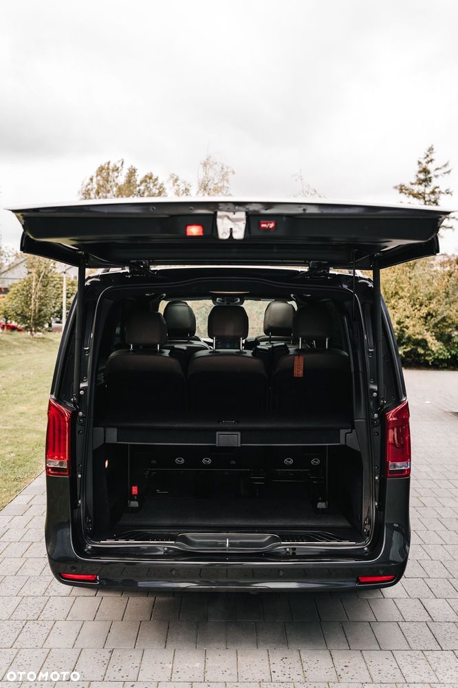 Mercedes-Benz Klasa V - 24