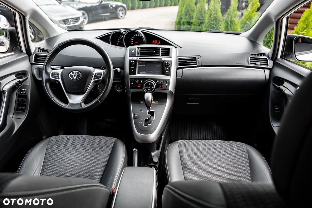 Toyota Verso 1.8 Sol 7os MS - 27