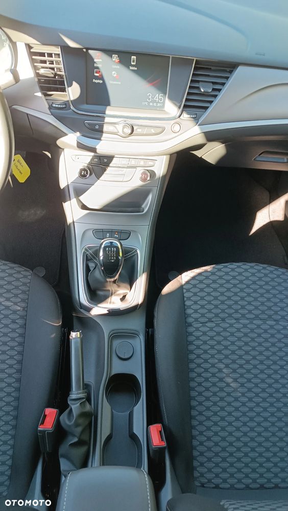 Opel Astra 1.4 Turbo Edition - 11