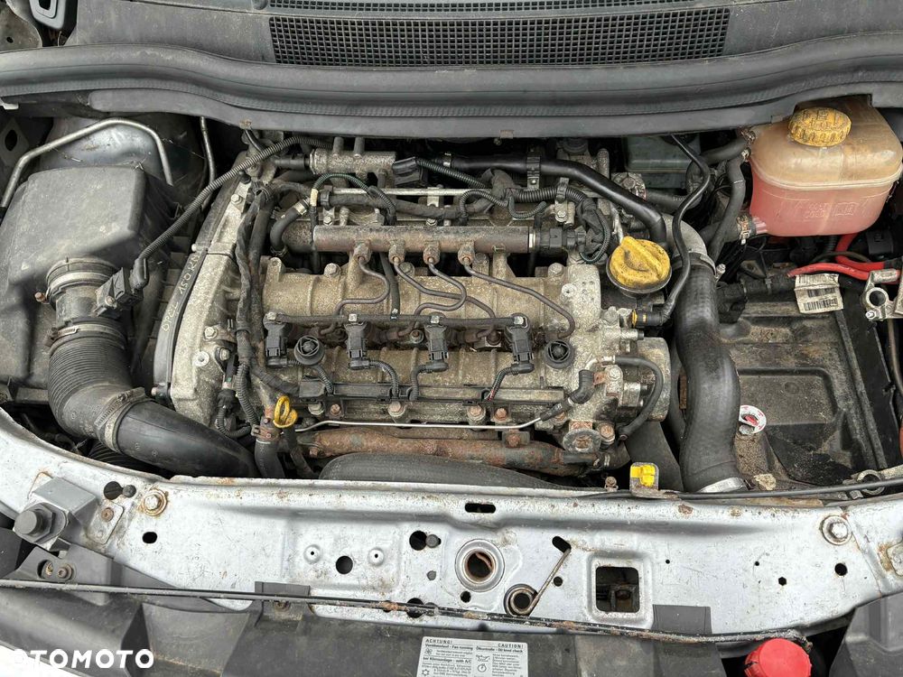 OPEL ZAFIRA - 6