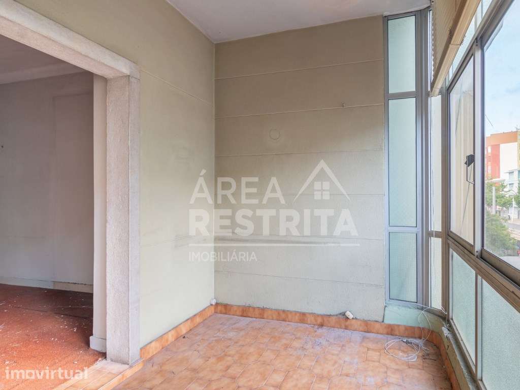 Apartamento T2 Centro Sul Almada - Grande imagem: 4/25