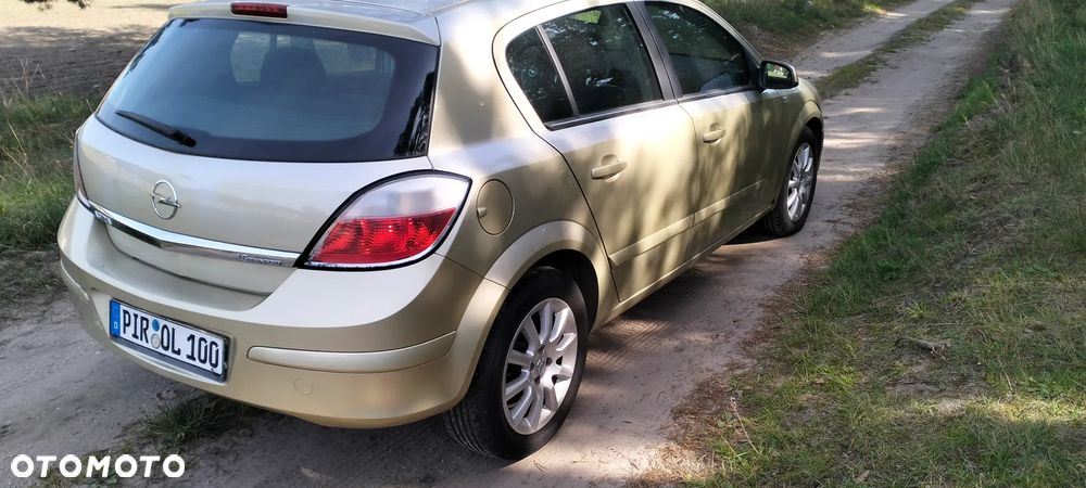 Opel Astra 1.6 16V Dream - 21