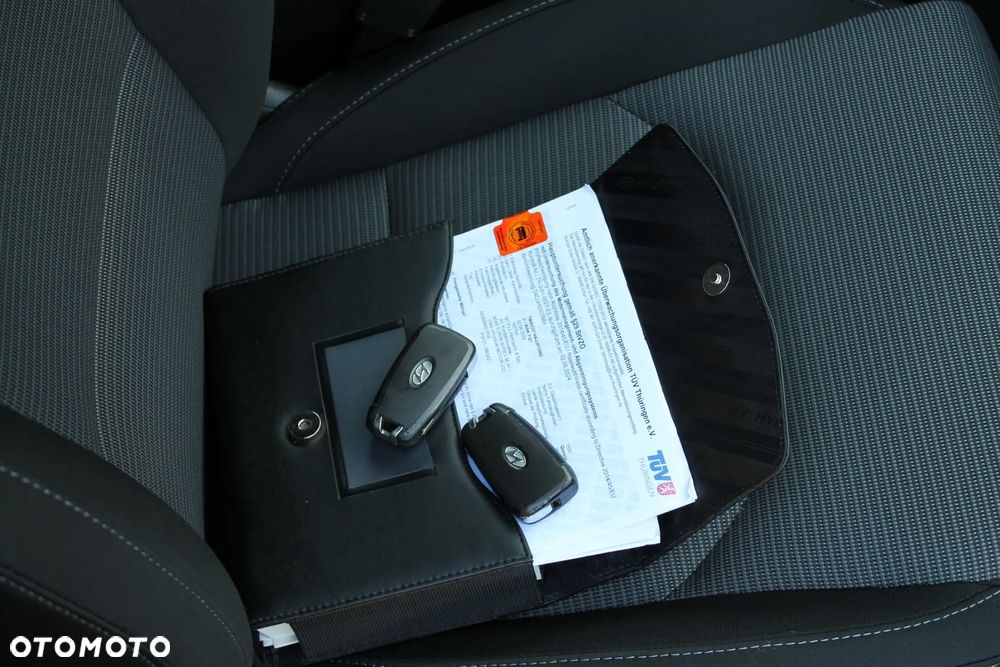 Hyundai i30 1.4 Premiere Comfort - 38