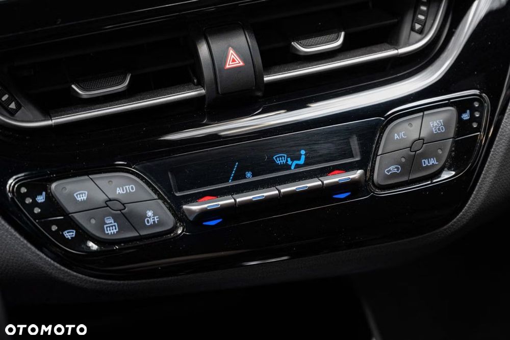 Toyota C-HR Lounge - 23