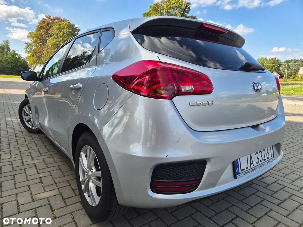 Kia Ceed 1.6 CRDi XL - 3