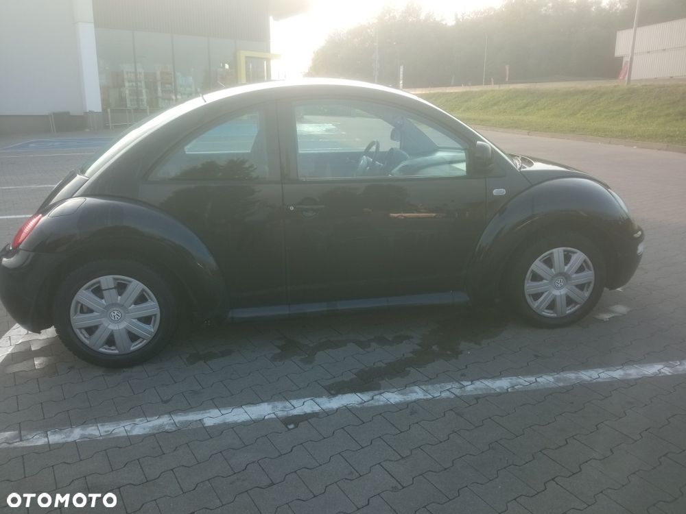 Volkswagen New Beetle - 6