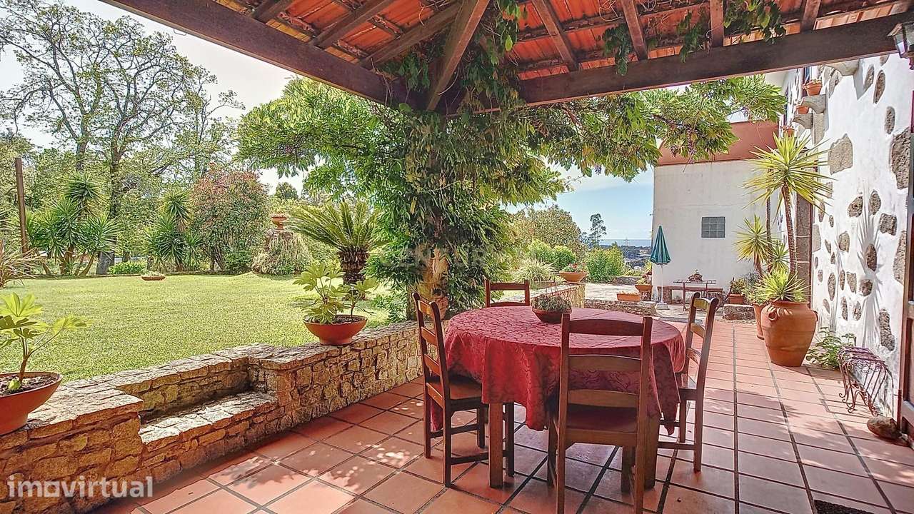 Encantadora Casa de Hóspedes em Aveiro com Jardim e Terraço - Grande imagem: 4/24