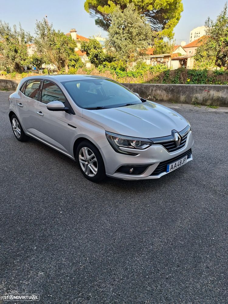 Renault Mégane 1.5 dCi Zen ECO - 14