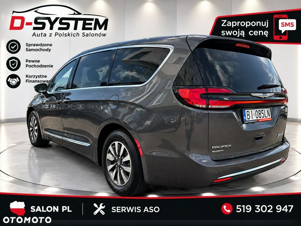 Chrysler Pacifica - 12