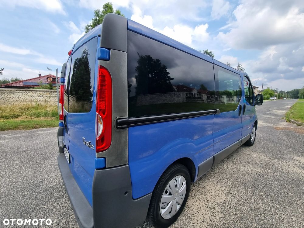 Renault Trafic - 2