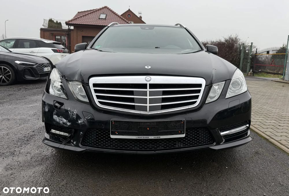 Mercedes-Benz Klasa E 350 4Matic 7G-TRONIC - 4