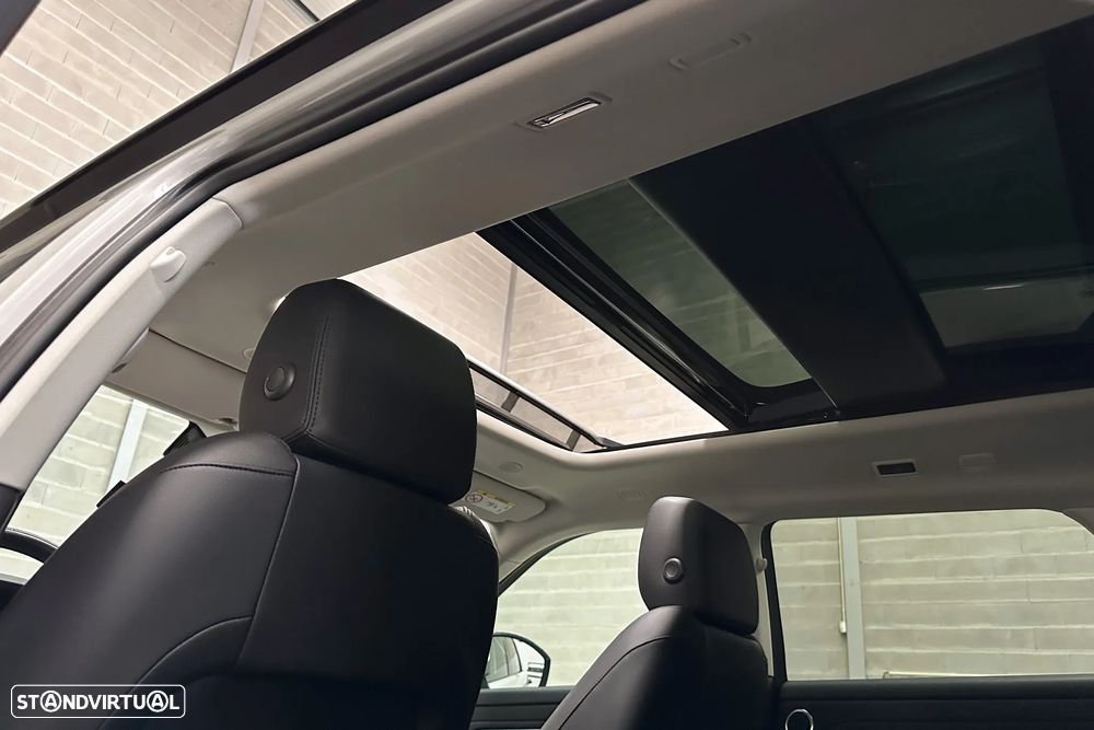 Land Rover Range Rover Evoque 1.5 P300e AWD R-Dynamic S Auto - 2