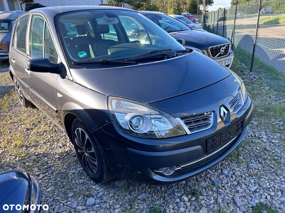 Renault Scenic - 1