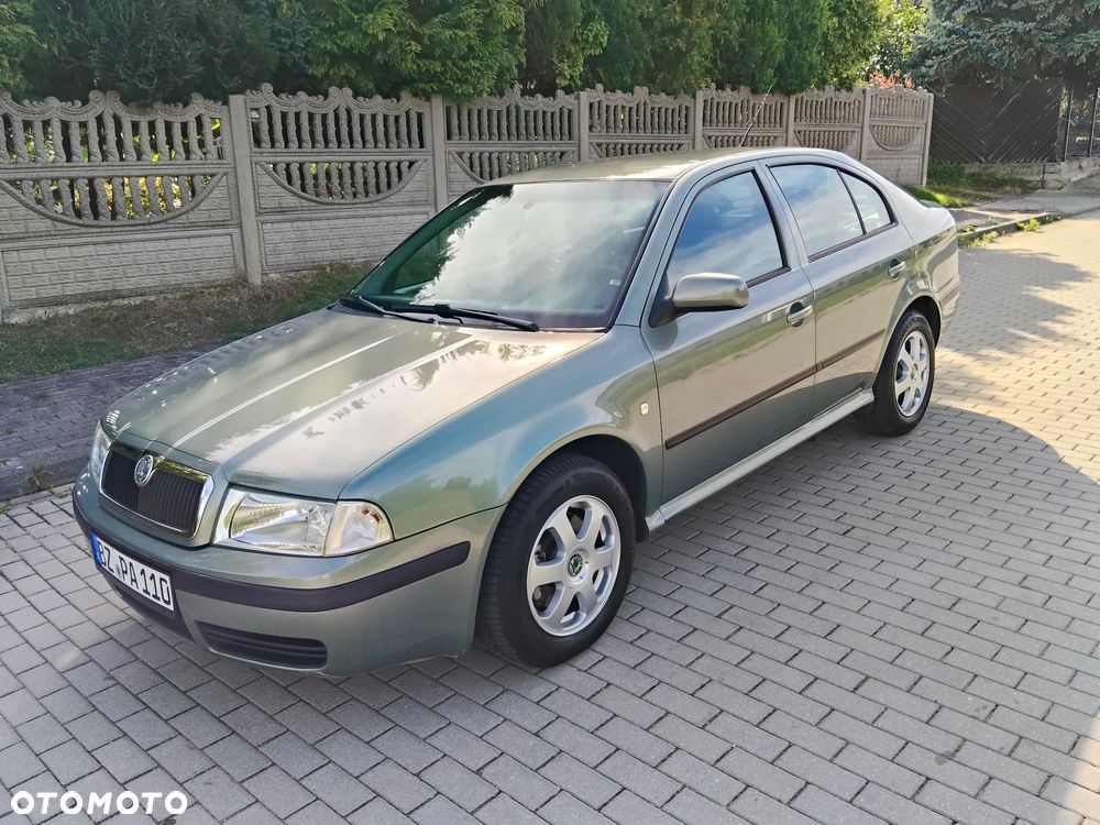 Skoda Octavia 1.8 T Elegance - 6