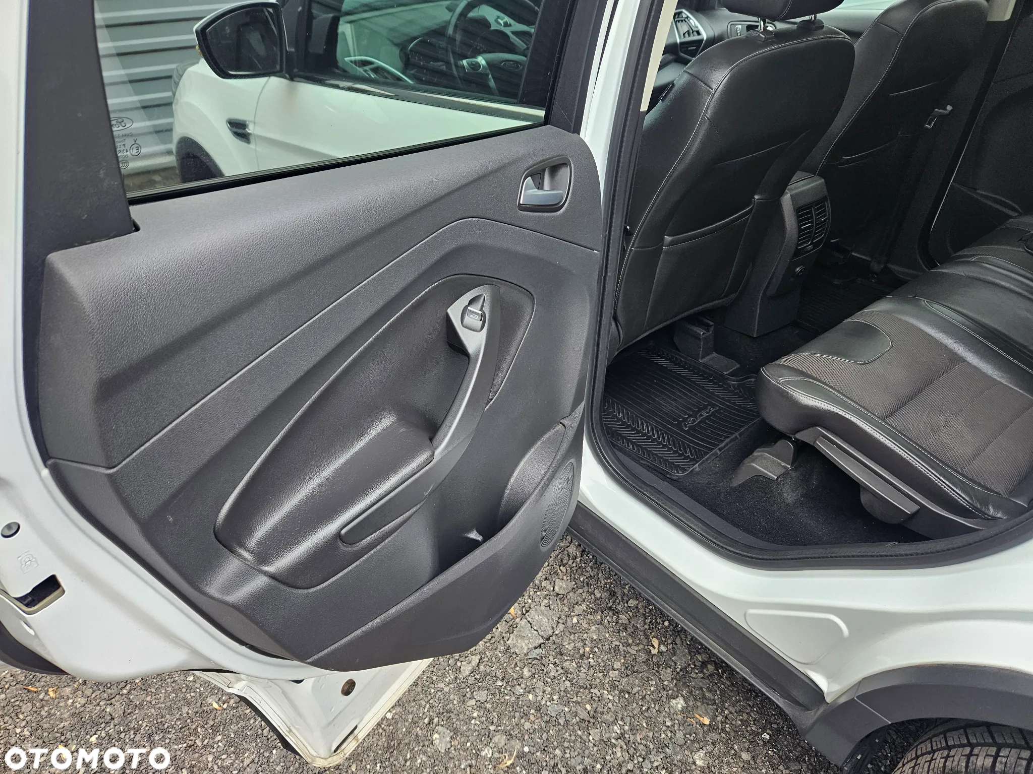 Ford Kuga 1.5 EcoBoost FWD Titanium ASS - 19