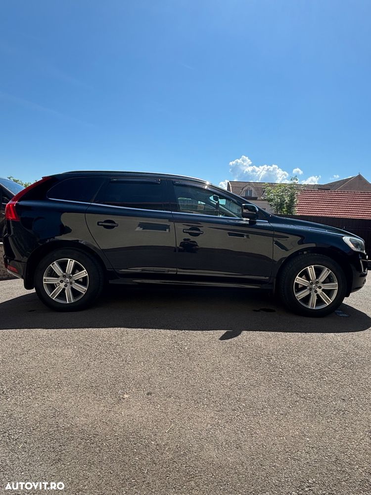 Volvo XC 60 D5 AWD Geartronic Ocean Race - 5