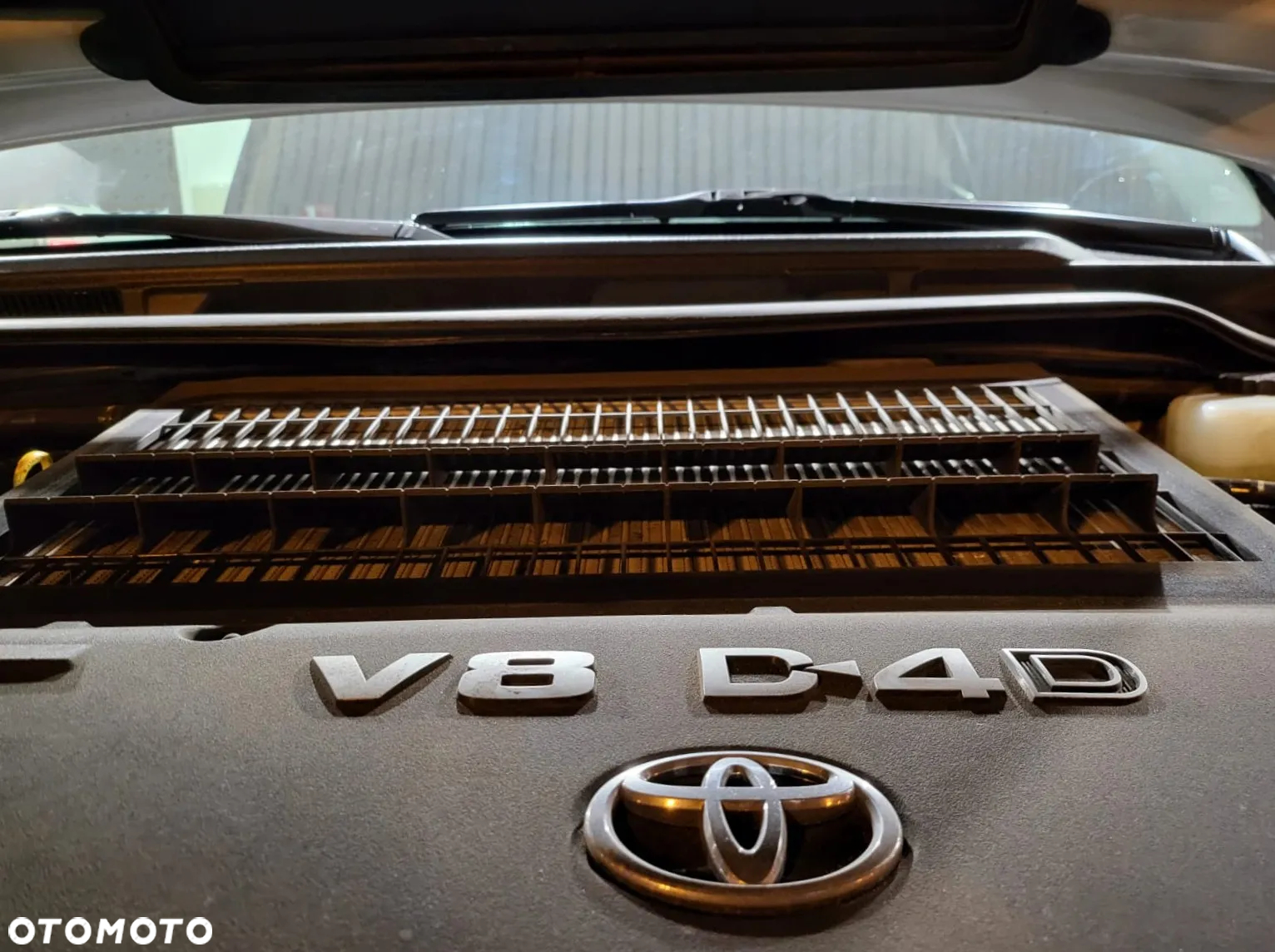 Toyota Land Cruiser LC 4.5 D-4D V8 Prestige - 28